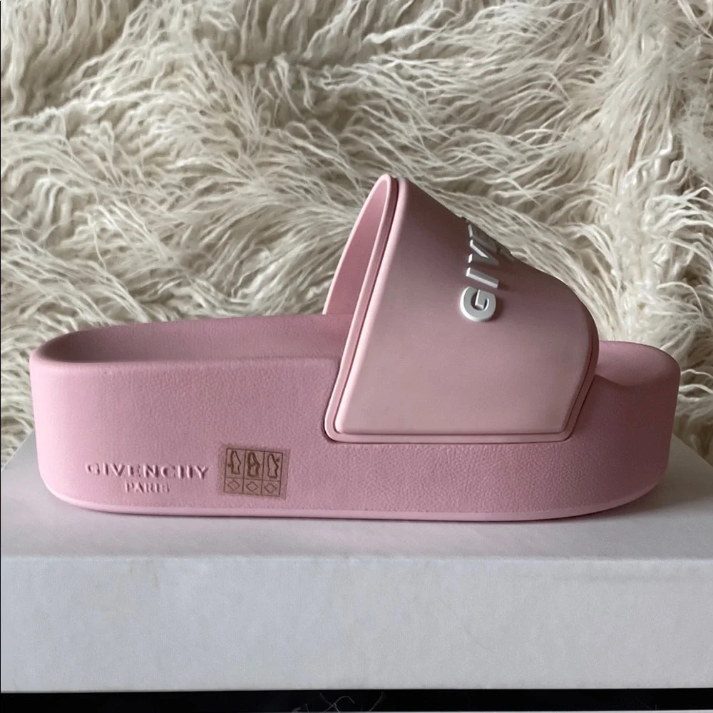 Givenchy Slide Sandals Blossom Pink, Size 40 (approx US 10), NWT - Picture 7 of 10